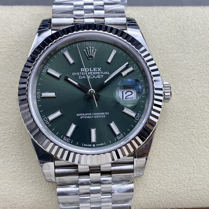VS Factory Rolex Datejust 126334 Green Dial Fluted Bezel 904L Steel Jubilee Bracelet 3235 Movement 41mm