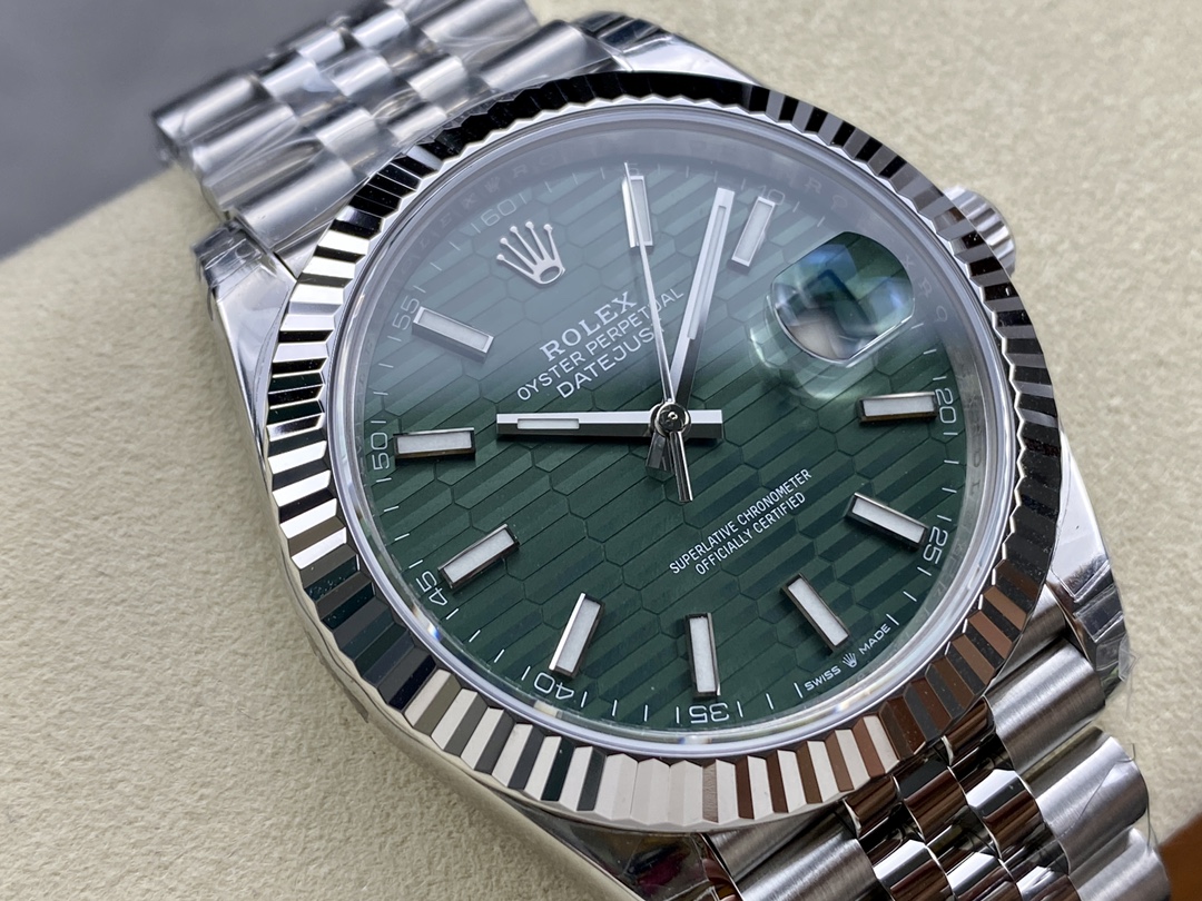 VS Factory Rolex Datejust 126334 Green Motif Dial Fluted Bezel 904L Steel Jubilee Bracelet 3235 Movement 41mm - Image 3