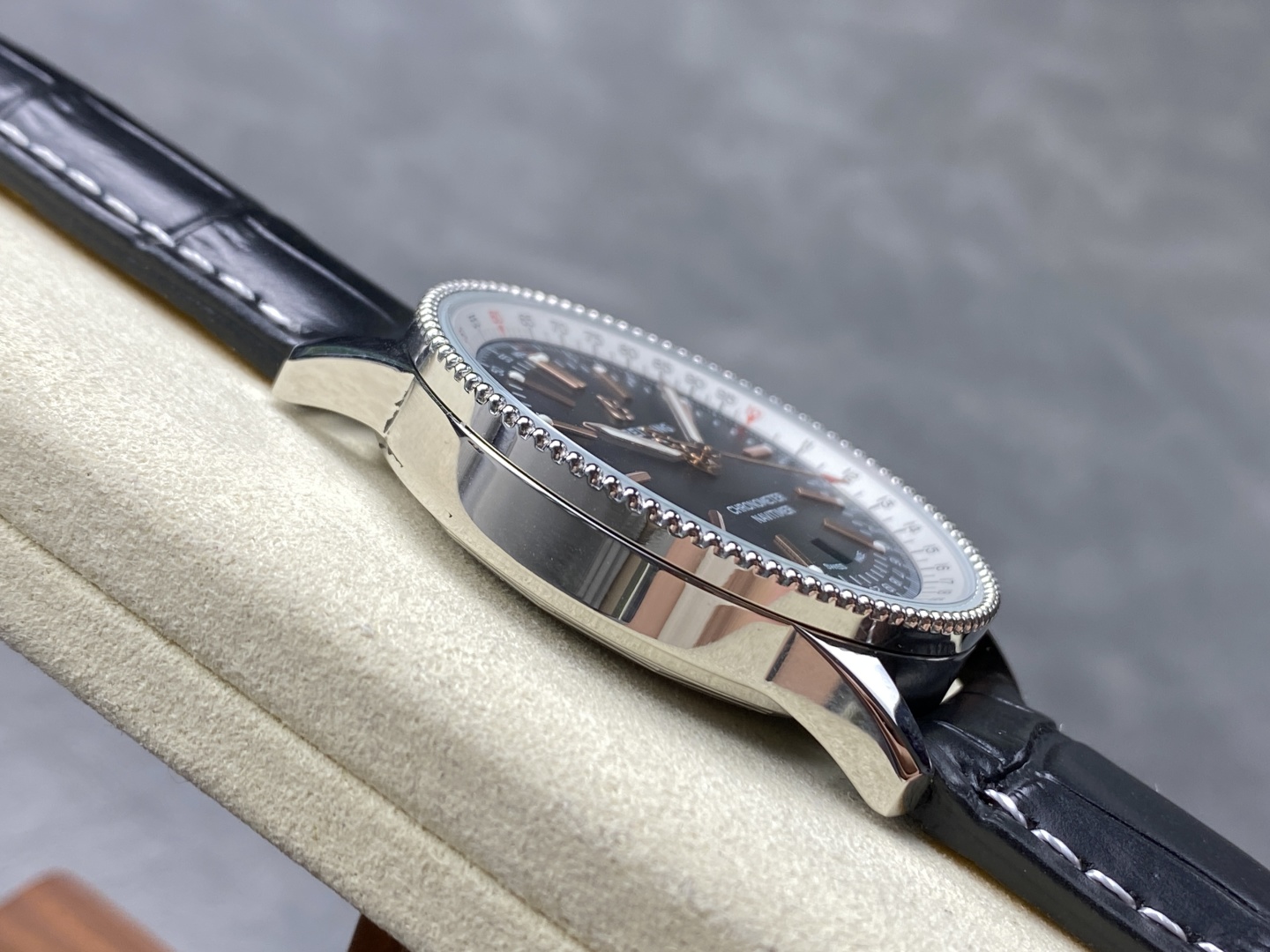 BLS Factory Breitling Navitimer Black&White Dial 316L Steel Case Black Leather Strap Cal.17 Movement 41mm - Image 5