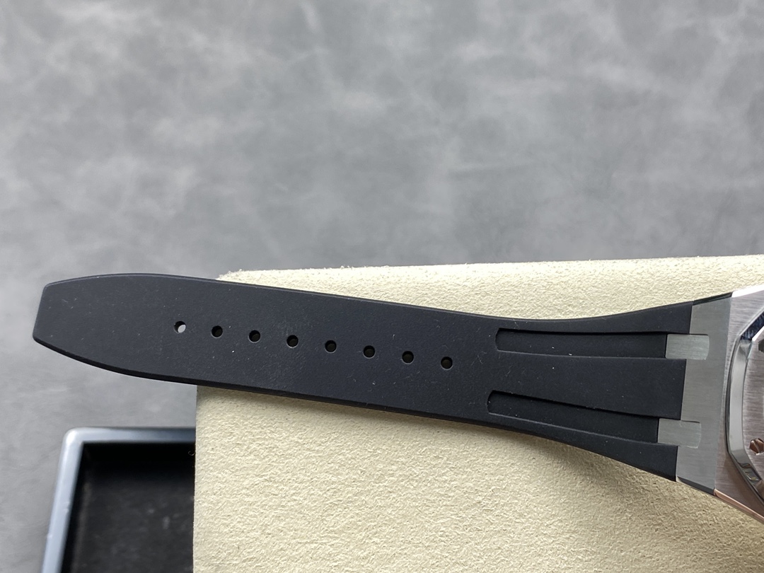 APS Factory Audemars Piguet Royal Oak 15500 Black Dial 316L Steel Bezel Rubber Strap 4302 Movement 41mm - Image 9